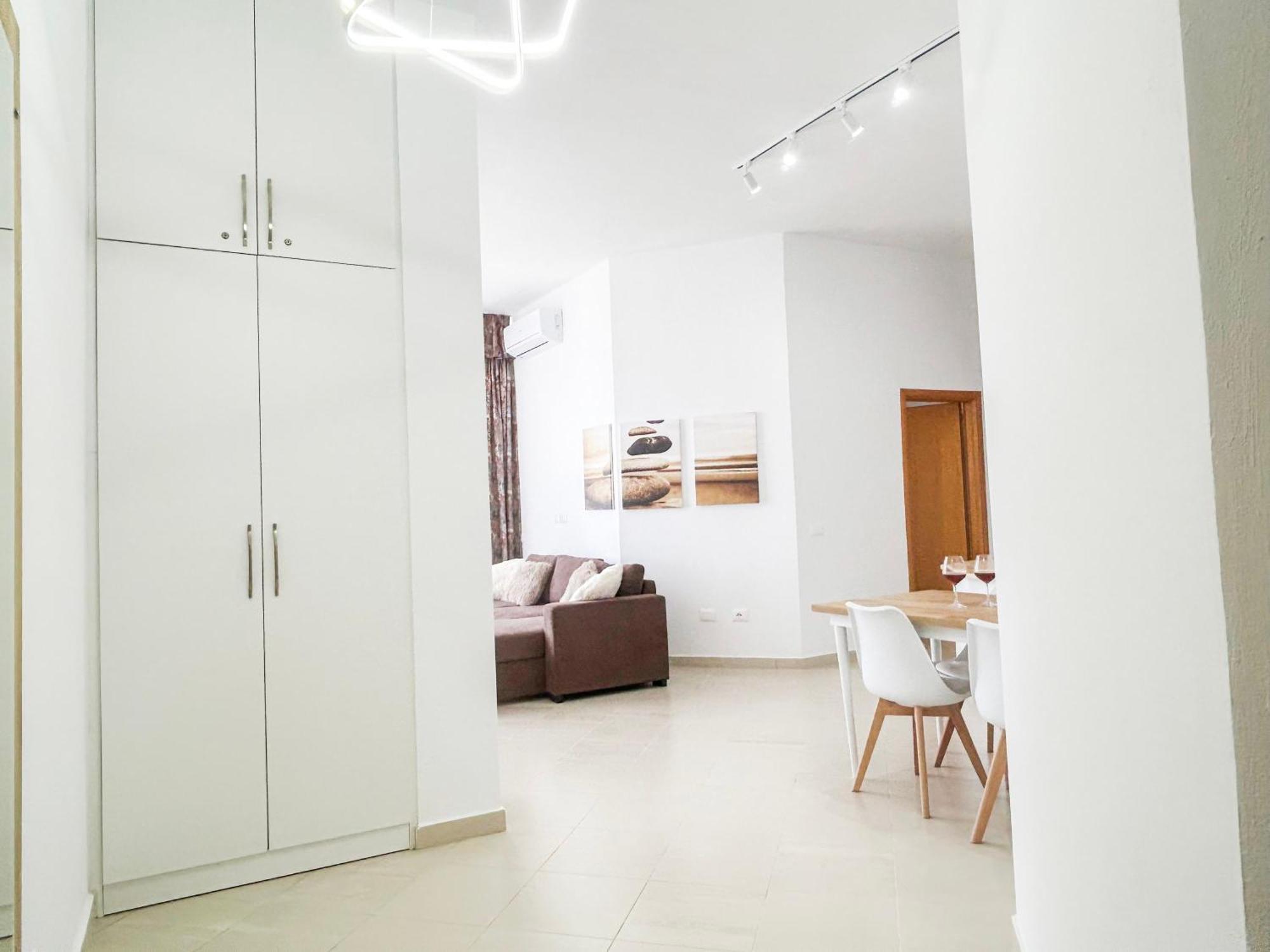 2 Bedrooms 1154 Apartament *