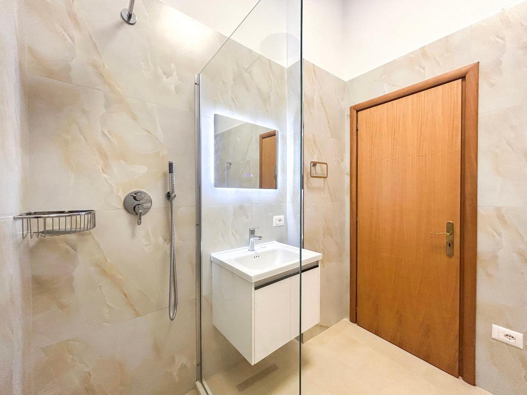 2 Bedrooms 1154